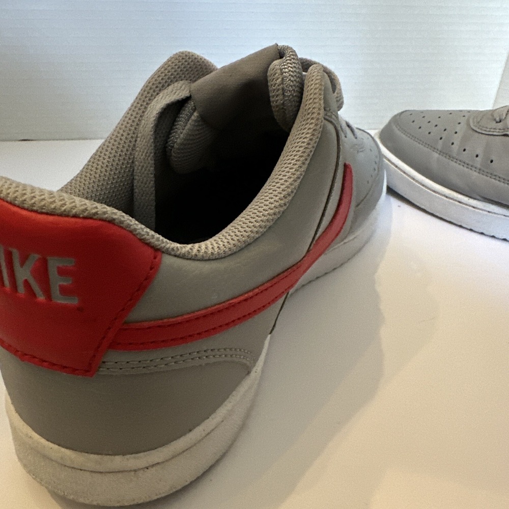 Size 11.5 - Nike Court Vision Next Nature Low Wolf Grey University Red - Picture 11 of 15